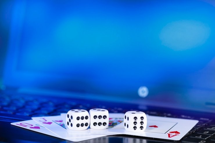 Layar meja dealer langsung di gtrtoto menampilkan dealer, kartu atau roda, dan kontrol taruhan pemain